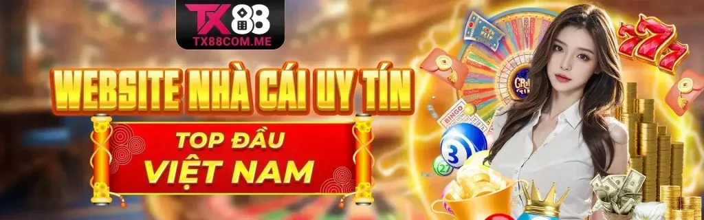Sân vận động bóng đá với người hâm mộ và logo tt888 nhà cái